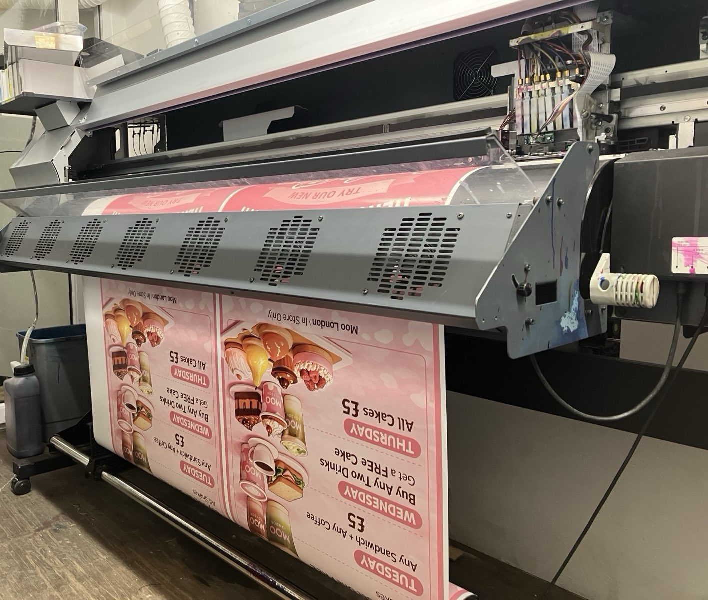 Mimaki printer producing posters and banners in a combined run